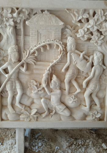 Relief Tradisi dan Pasar