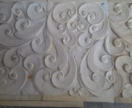 Harga releif baru alam motif tribal.