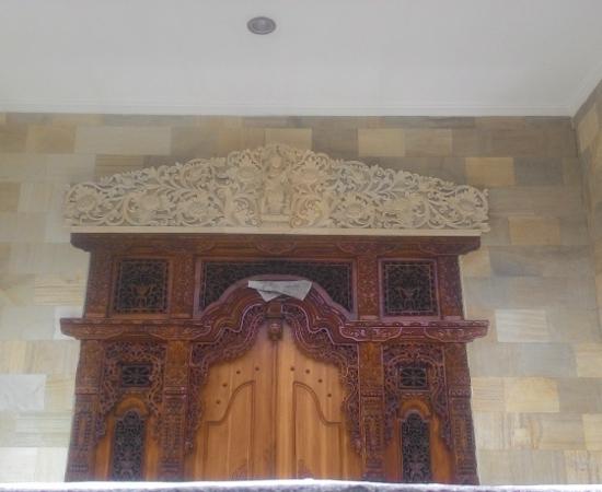 Hiasan Dekorasi Dinding Rumah