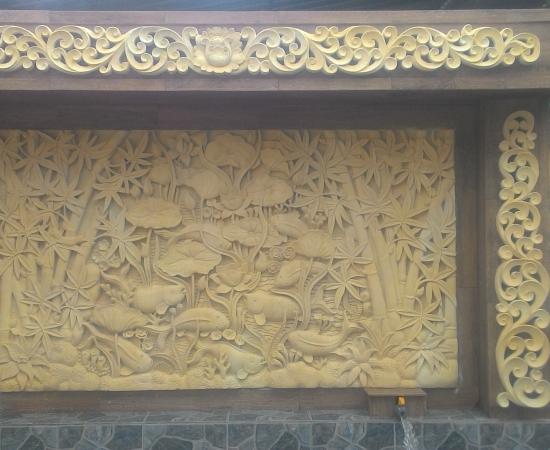 Dekorasi Dinding Rumah Motif Lotus