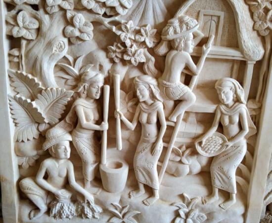 Relief Tradisi dan Pasar