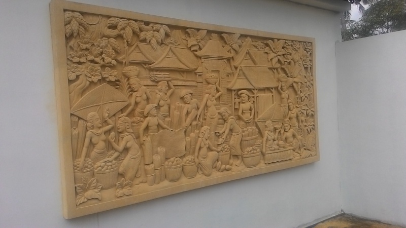 Dekorasi relief Rumah motif pasar Tradisional