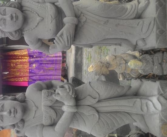 Patung selamat datang