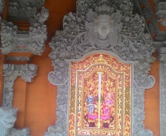 Relief Dinding Rumah Mewah motif Gumendung
