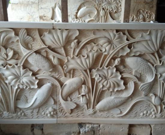 Relief Ikan Koi
