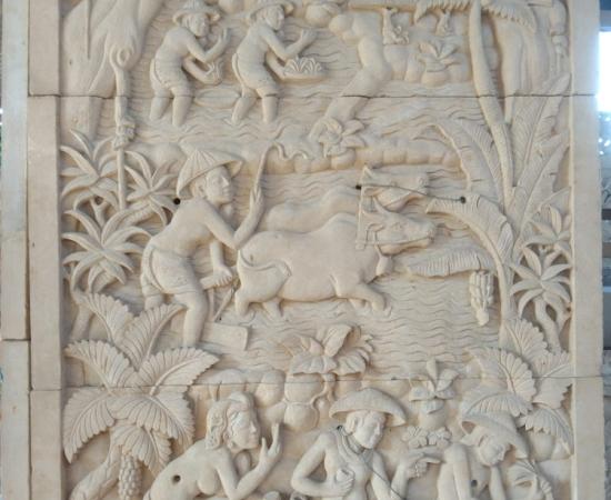 Relief Dinding Petani Bali